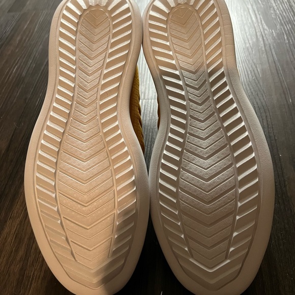 New balance Mens cypher run mid tops - Picture 5 of 6